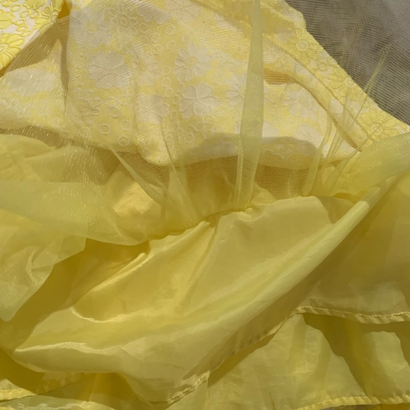 Camilla Textured Yellow Dress size 5 - Picture 5 of 9